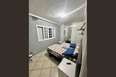 Casa à venda com 2 quartos, 129m² em São Pedro, Osasco