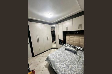 Casa à venda com 2 quartos, 129m² em São Pedro, Osasco