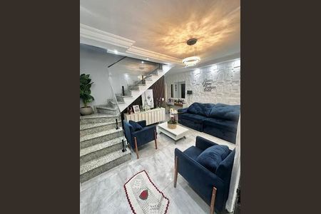 Casa à venda com 2 quartos, 129m² em São Pedro, Osasco