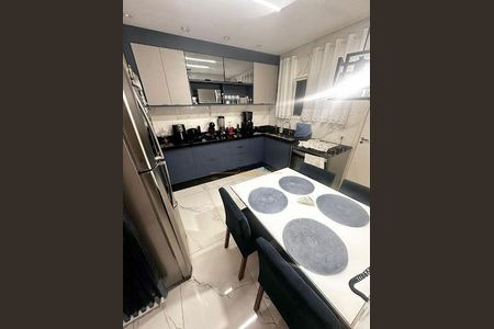 Casa à venda com 129m², 2 quartos e 2 vagas