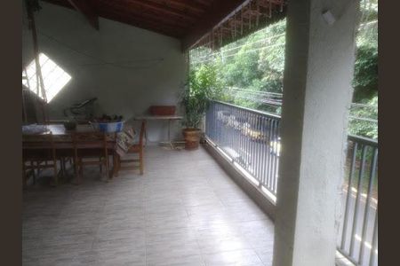 Casa à venda com 3 quartos, 150m² em Pestana, Osasco