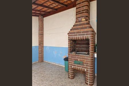 Casa à venda com 3 quartos, 240m² em City Bussocaba, Osasco