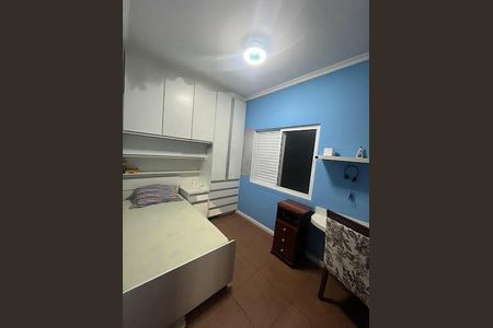 Casa à venda com 3 quartos, 240m² em City Bussocaba, Osasco