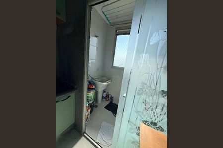 Apartamento à venda com 2 quartos, 55m² em Jardim Roberto, Osasco