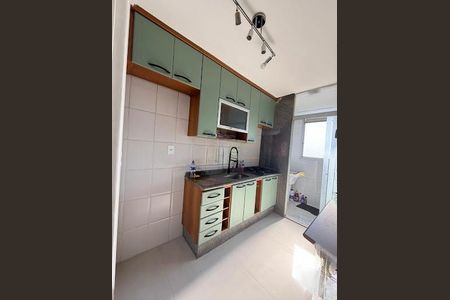 Apartamento à venda com 2 quartos, 55m² em Jardim Roberto, Osasco