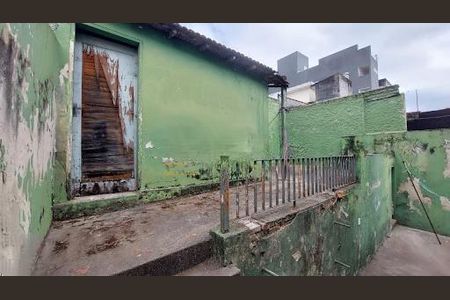 Casa à venda com 3 quartos, 215m² em Pestana, Osasco