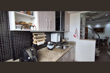 Apartamento à venda com 140m², 3 quartos e 2 vagasCozinha 