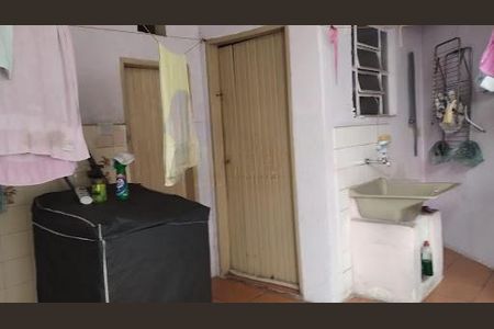 Casa à venda com 2 quartos, 192m² em Km 18, Osasco