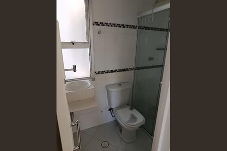 Apartamento à venda com 3 quartos, 67m² em Quitaúna, Osasco
