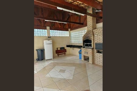 Apartamento à venda com 3 quartos, 67m² em Quitaúna, Osasco