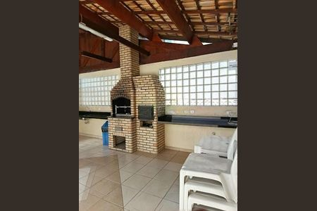 Apartamento à venda com 3 quartos, 67m² em Quitaúna, Osasco