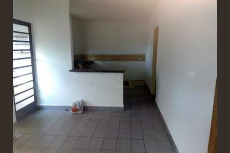 Casa à venda com 3 quartos, 200m² em Km 18, Osasco