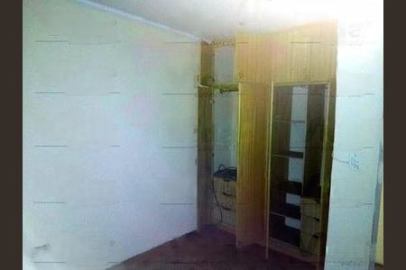 Casa à venda com 3 quartos, 200m² em Km 18, Osasco