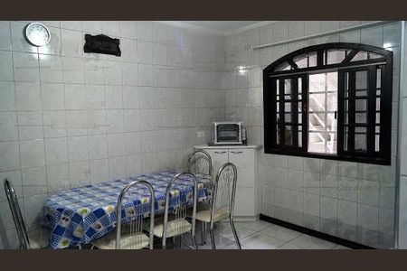 Casa à venda com 2 quartos, 180m² em Santo Antônio, Osasco