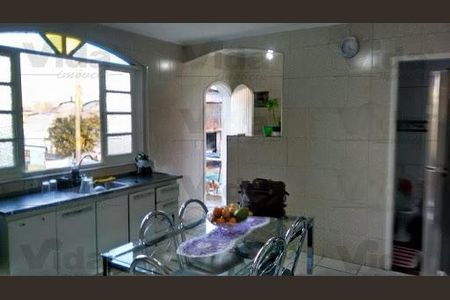 Casa à venda com 3 quartos, 192m² em Km 18, Osasco