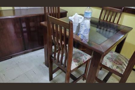 Casa à venda com 4 quartos, 165m² em Jardim Roberto, Osasco