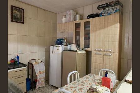 Casa à venda com 4 quartos, 165m² em Jardim Roberto, Osasco