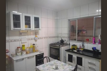 Casa à venda com 3 quartos, 140m² em Pestana, Osasco