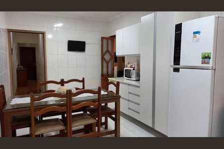 Casa à venda com 3 quartos, 225m² em Pestana, Osasco