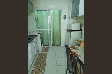 Casa à venda com 80m², 2 quartos e 1 vaga