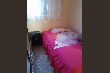 Casa à venda com 80m², 2 quartos e 1 vaga