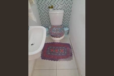 Casa à venda com 2 quartos, 80m² em Quitaúna, Osasco