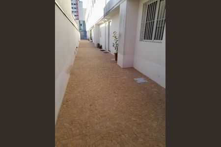 Casa à venda com 80m², 2 quartos e 1 vaga