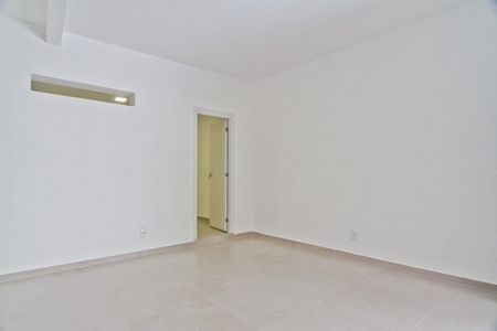 Sala de casa para alugar com 2 quartos, 75m² em Jardim Marisa, São Paulo