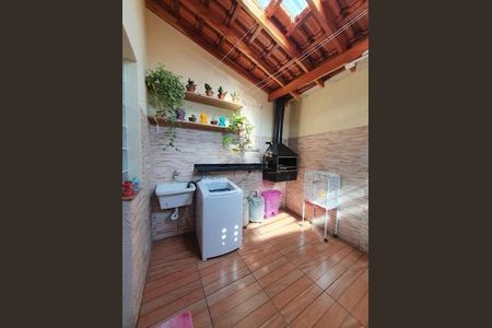 Casa à venda com 2 quartos, 98m² em Conceicao, Osasco