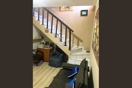 Casa à venda com 3 quartos, 120m² em Veloso, Osasco