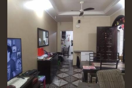 Casa à venda com 3 quartos, 341m² em Santo Antônio, Osasco