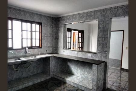 Casa à venda com 4 quartos, 180m² em Jaguaribe, Osasco