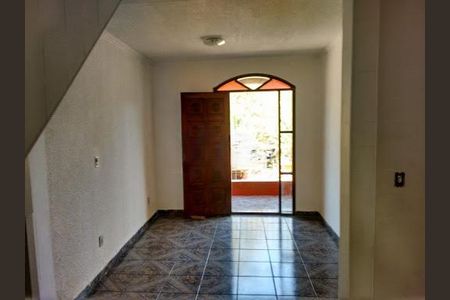 Casa à venda com 4 quartos, 180m² em Jaguaribe, Osasco