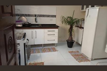 Casa à venda com 4 quartos, 200m² em Vila Yolanda, Osasco