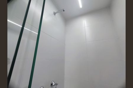 Apartamento à venda com 81m², 2 quartos e 2 vagas Apartamento à venda com 81m², 2 quartos e 2 vagasBanheiro da Suíte