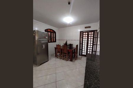 Casa à venda com 3 quartos, 310m² em City Bussocaba, Osasco