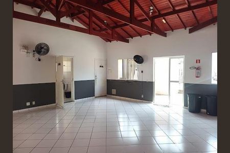 Apartamento à venda com 2 quartos, 52m² em Quitaúna, Osasco