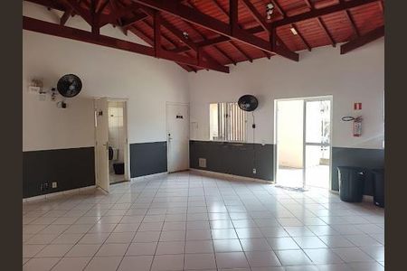 Apartamento à venda com 2 quartos, 52m² em Quitaúna, Osasco