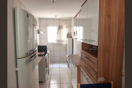 Apartamento à venda com 2 quartos, 52m² em Quitaúna, Osasco