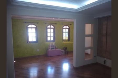 Casa à venda com 3 quartos, 193m² em Quitaúna, Osasco