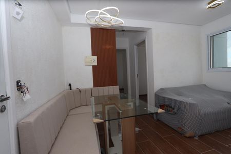 Casa à venda com 33m², 2 quartos e sem vagaSala