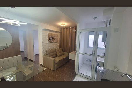 Sala/Cozinha de apartamento à venda com 2 quartos, 34m² em Vila Tolstoi, São Paulo