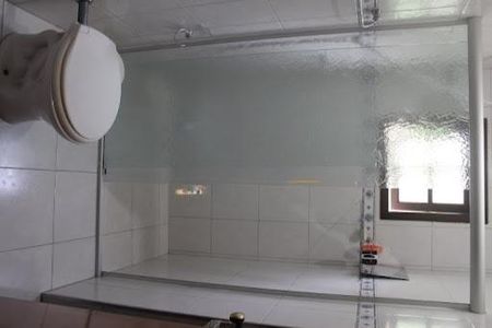 Casa à venda com 4 quartos, 300m² em Km 18, Osasco