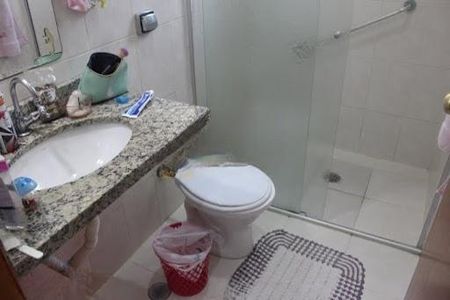 Casa à venda com 4 quartos, 300m² em Km 18, Osasco