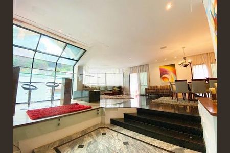 Casa à venda com 4 quartos, 2400m² em Alphaville, Santana de Parnaíba