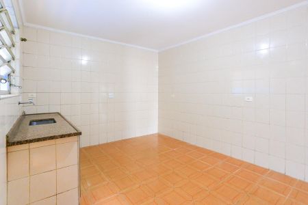 Casa para alugar com 120m², 2 quartos e sem vagacozinha