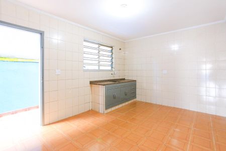 Casa para alugar com 120m², 2 quartos e sem vagacozinha