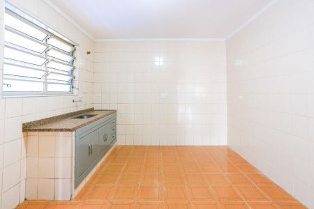 Casa para alugar com 120m², 2 quartos e sem vagacozinha