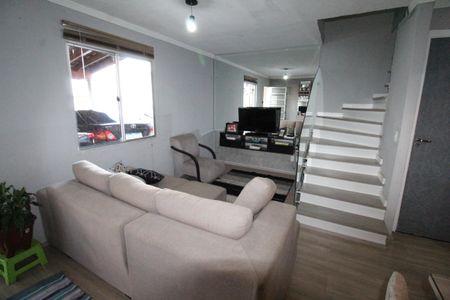 Sala de casa de condomínio para alugar com 3 quartos, 100m² em Vila Sao Geraldo, São José dos Campos