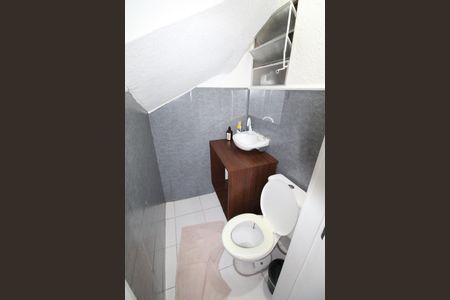 Sala de casa de condomínio para alugar com 3 quartos, 100m² em Vila Sao Geraldo, São José dos Campos